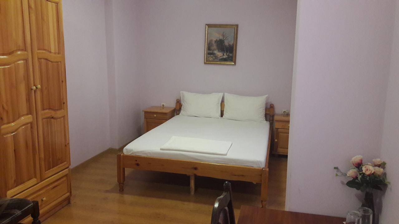 Fenerite Family Hotel Targovichté Extérieur photo